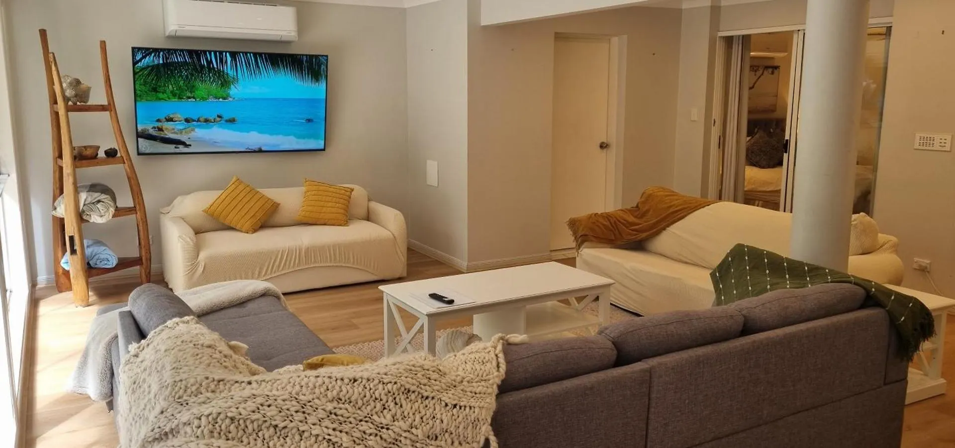 Gold Coast 6 Bedroom House With Pool Gold Coast