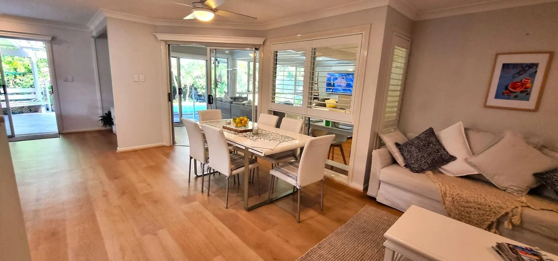 Gold Coast 6 Bedroom House With Pool Australia